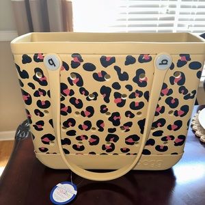 Limited Edition Pink Baby Bogg Bag